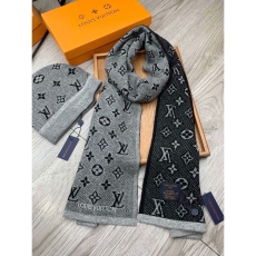 Louis Vuitton Caps Scarfs